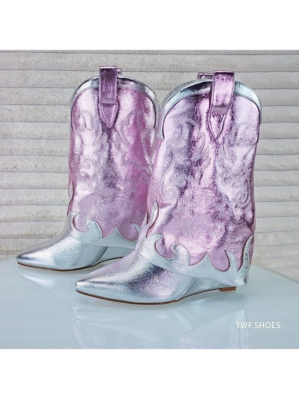 Show Off By Azalea Wang Silver Metallic Fold Over Western Wedge Ankle Boots - Picture 9 of 10